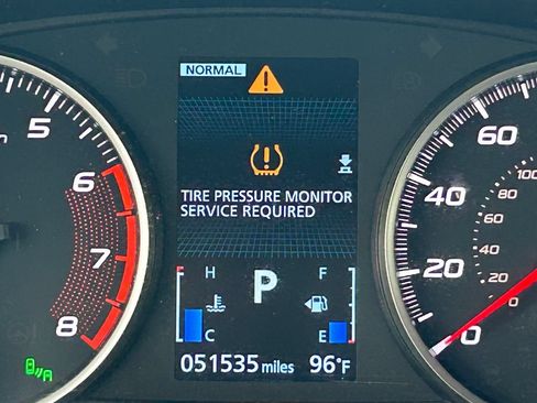 Used 2023 Mitsubishi Eclipse Cross AWD image 23
