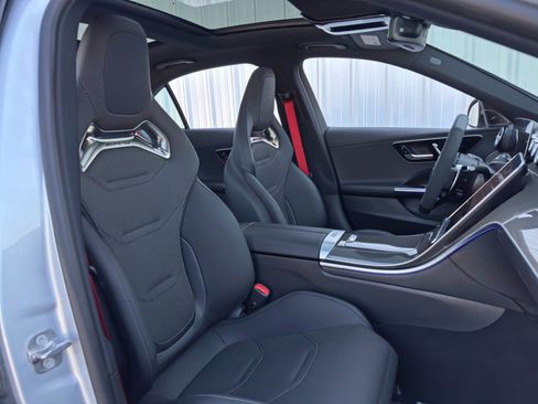 Used 2024 Mercedes-Benz C 63 AMG S image 44