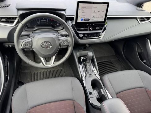 Certified 2025 Toyota Corolla SE w/ SE Premium Package image 11