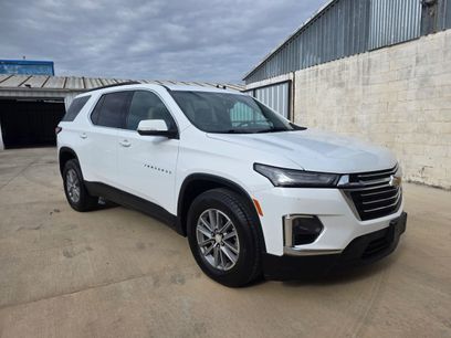 Used 2022 Chevrolet Traverse LT