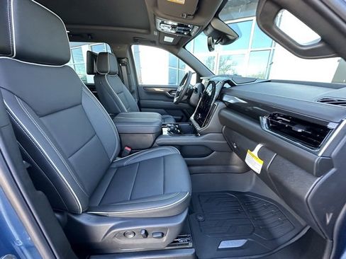 New 2026 GMC Yukon XL Elevation w/ Elevation Premium Package image 31