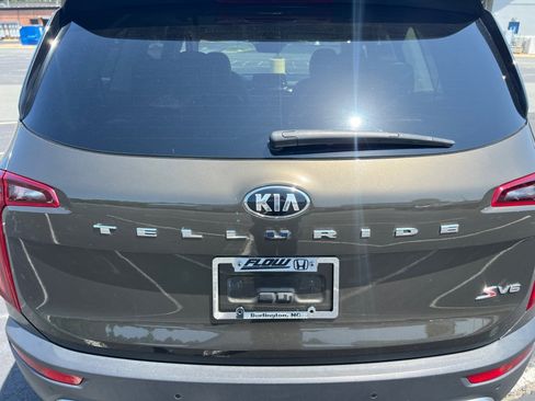 Used 2020 Kia Telluride S FWD image 18
