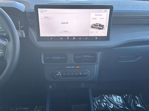 New 2025 Ford Maverick Lobo image 10