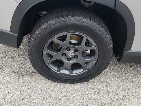 New 2025 Honda Pilot TrailSport image 5