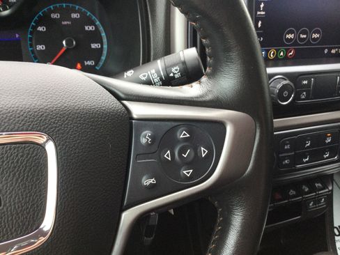 Used 2022 GMC Canyon AT4 image 13