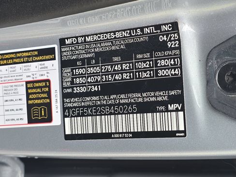 Certified 2025 Mercedes-Benz GLS 450 4MATIC image 34