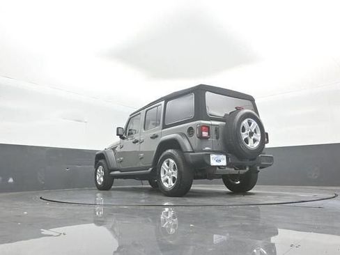 Used 2019 Jeep Wrangler Unlimited Sport S AWD/4WD image 37