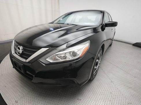 Used 2016 Nissan Altima 2.5 S w/ Power Driver Seat Package FWD image 12