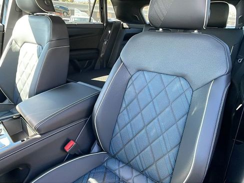 New 2026 Volkswagen Atlas Cross Sport SEL Premium R-Line image 14