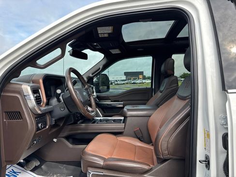 Used 2024 Ford F350 King Ranch AWD/4WD image 10