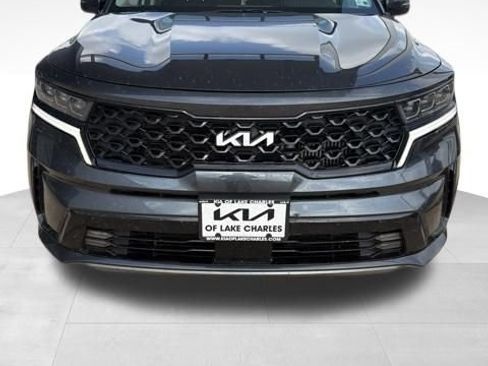 Used 2023 Kia Sorento SX AWD/4WD image 3