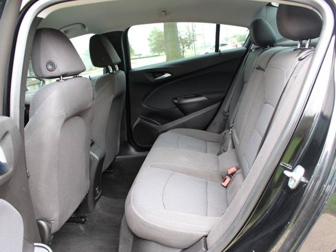 Used 2019 Chevrolet Cruze LT w/ LT Fleet Convenience Package FWD image 31