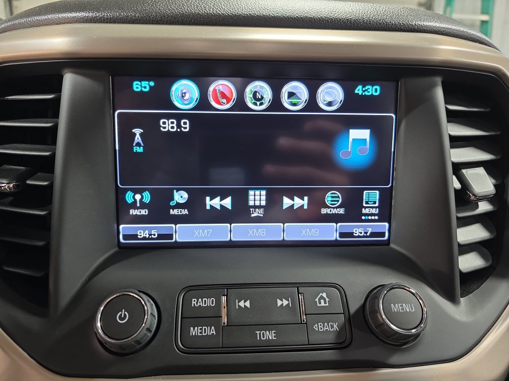 Used 2017 GMC Acadia Denali w/ Technology Package AWD/4WD image 24