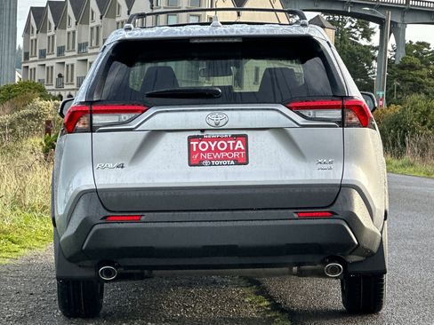 New 2025 Toyota RAV4 XLE w/ Convenience Package image 6