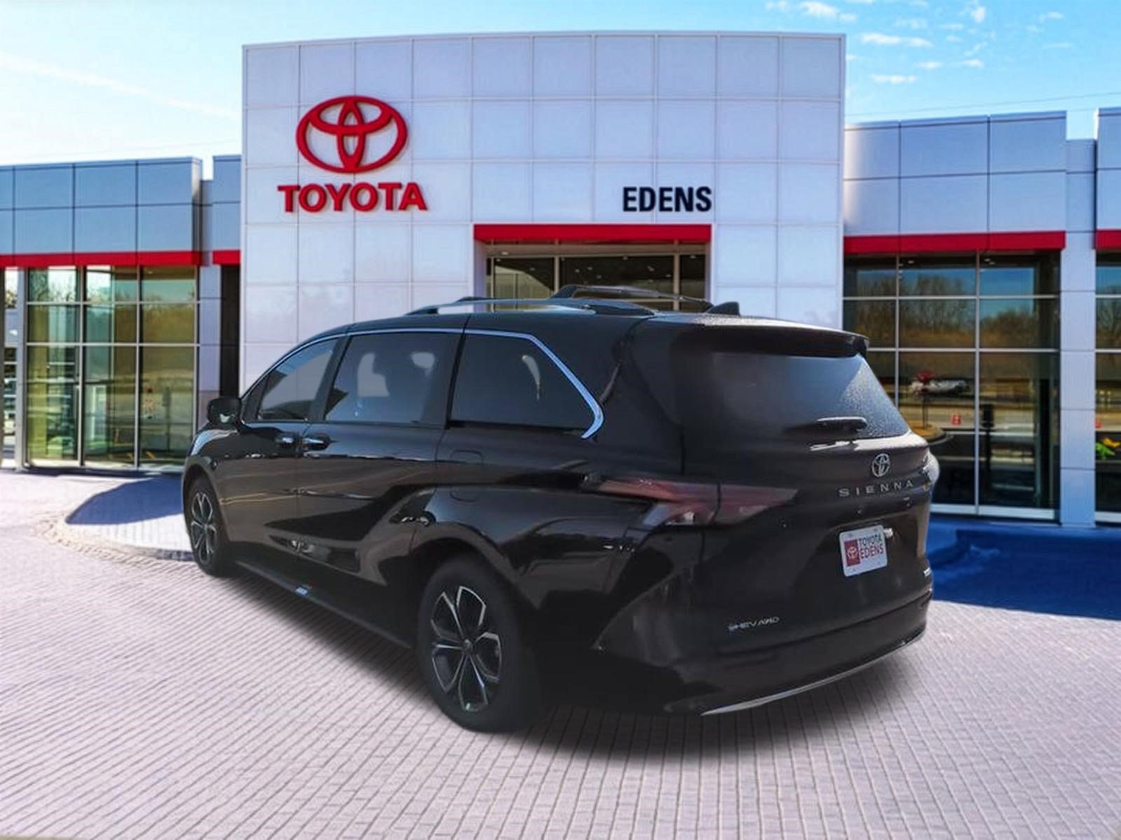 New 2026 Toyota Sienna Platinum AWD/4WD image 7