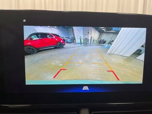 Used 2025 Chevrolet Trax ACTIV w/ Driver Confidence Package FWD image 22
