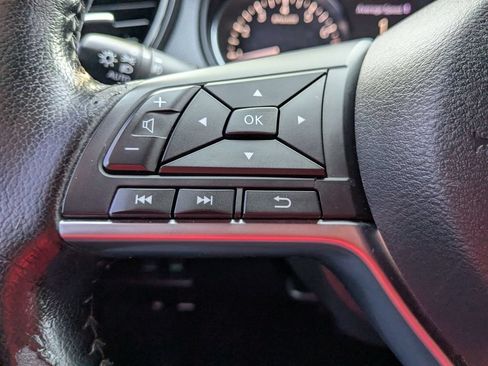 Used 2022 Nissan Rogue Sport SL w/ Premium Package FWD image 15