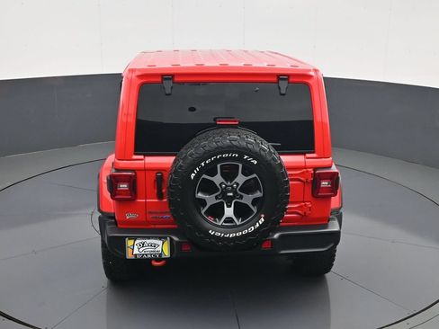 Used 2025 Jeep Wrangler Unlimited Sahara AWD/4WD image 19