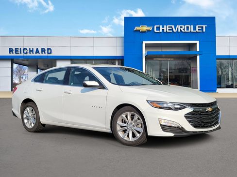 Used 2024 Chevrolet Malibu LT FWD image 1