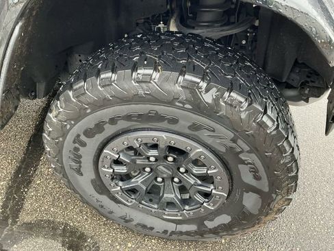 Used 2024 Ford Bronco Raptor w/ Interior Carbon Fiber Pack 6 AWD/4WD image 18