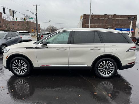Used 2024 Lincoln Aviator Reserve w/ Equipment Group 201A image 8