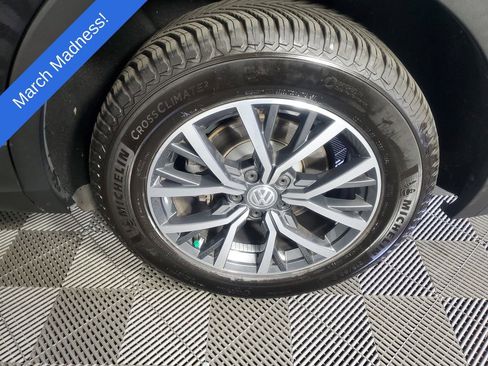 Used 2019 Volkswagen Tiguan SE w/ Panoramic Sunroof Package image 31