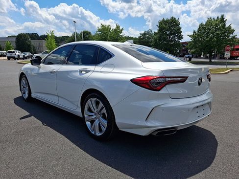Used 2023 Acura TLX w/ Technology Package FWD image 4
