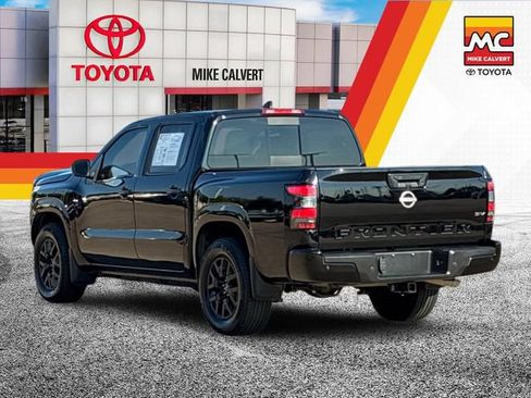 Used 2023 Nissan Frontier SV w/ SV Convenience Package RWD image 3