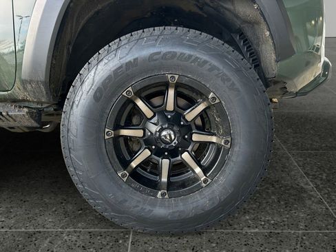 Used 2021 Toyota Tacoma image 9