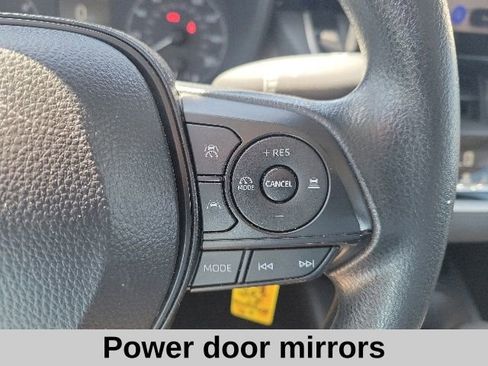 Used 2024 Toyota Corolla LE FWD image 8