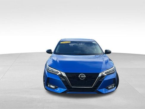 Used 2020 Nissan Sentra SR w/ Premium Package image 2