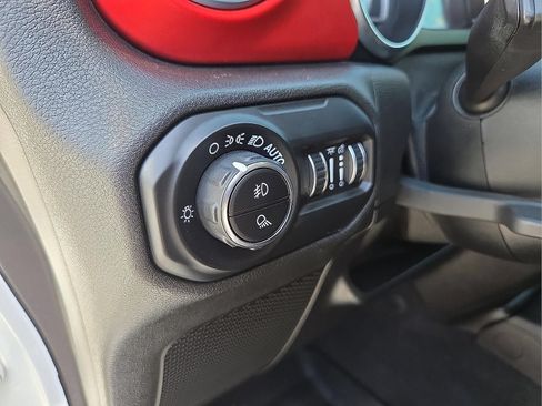 Used 2020 Jeep Gladiator Rubicon AWD/4WD image 11