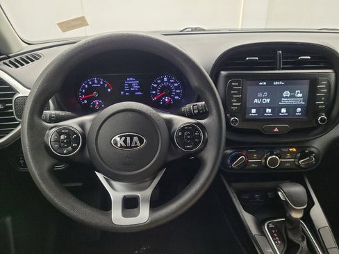 Used 2020 Kia Soul LX FWD image 22