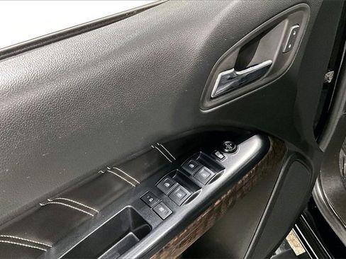 Used 2022 GMC Canyon Denali image 38