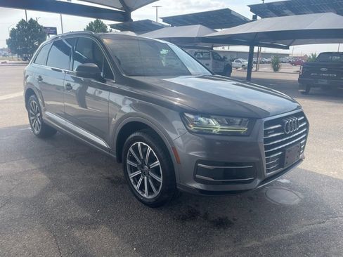 Used 2017 Audi Q7 3.0T Premium Plus AWD/4WD image 4