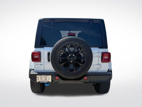 Used 2023 Jeep Wrangler Unlimited Sahara w/ Cold Weather Group AWD/4WD image 4