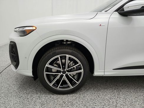 New 2026 Audi Q5 Premium Plus AWD/4WD image 13