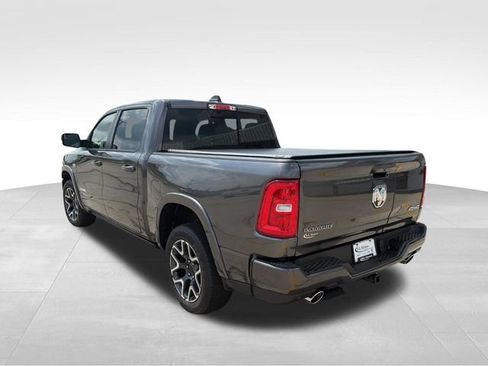 Used 2026 RAM 1500 Laramie AWD/4WD image 7