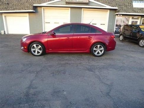 Used 2013 Chevrolet Cruze LT w/ RS Package image 2