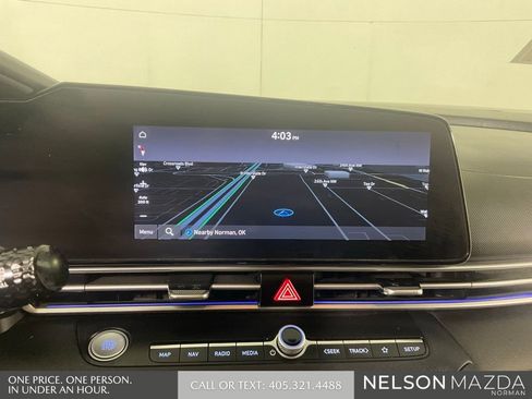 Used 2023 Hyundai Elantra Limited FWD image 31