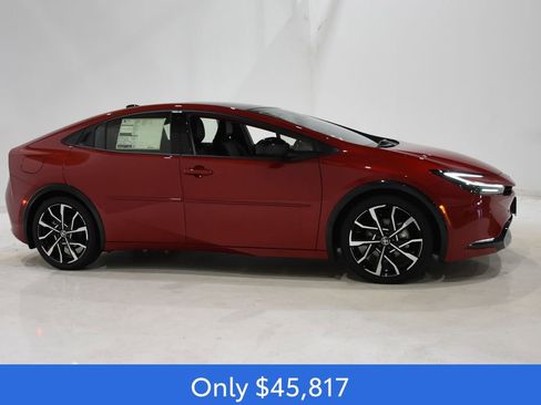 New 2026 Toyota Prius XSE Premium image 3