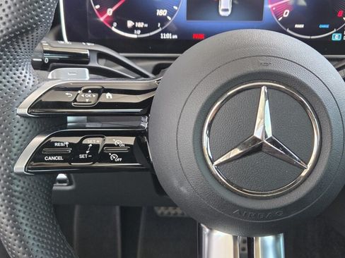 Used 2022 Mercedes-Benz C 300 Sedan image 26
