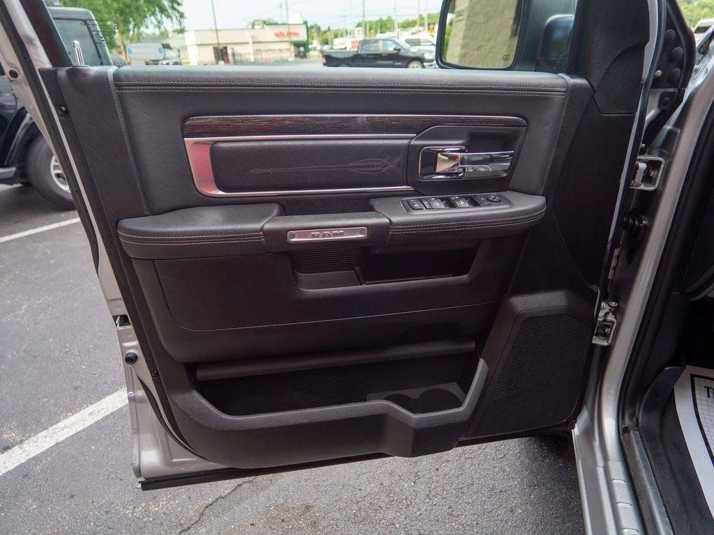 Used 2015 RAM 1500 Limited AWD/4WD image 18