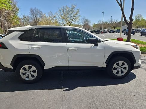 Used 2025 Toyota RAV4 LE image 10