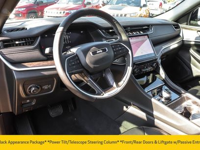 New 2025 Jeep Grand Cherokee Limited w/ Luxury Tech Group II