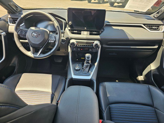 Used 2023 Toyota RAV4 XSE AWD/4WD image 25