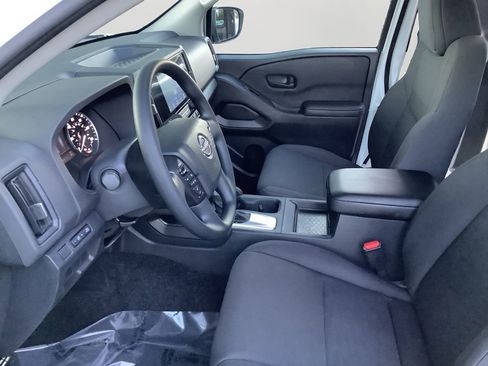 Used 2025 Nissan Frontier S image 24