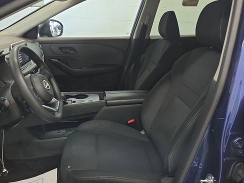 Used 2023 Nissan Rogue S FWD image 14