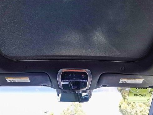 New 2022 Mercedes-Benz EQS 580 4MATIC Sedan image 14