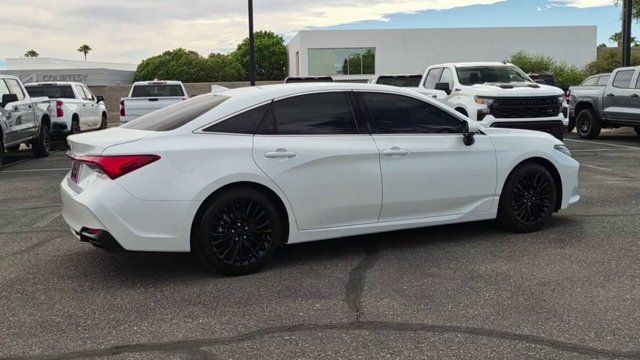 Used 2022 Toyota Avalon Limited w/ Advanced Safety Package FWD image 8